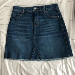 Old Navy raw hem straight denim skirt NWOT